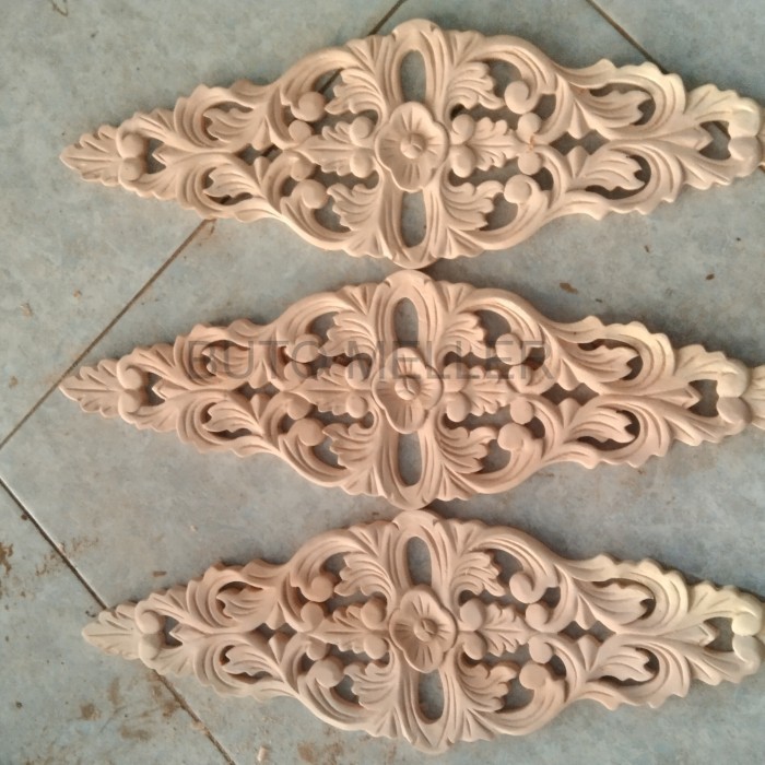 Ornamen ukir ukiran tiang soko ukiran tempel pintu ukiran serbaguna BM2312