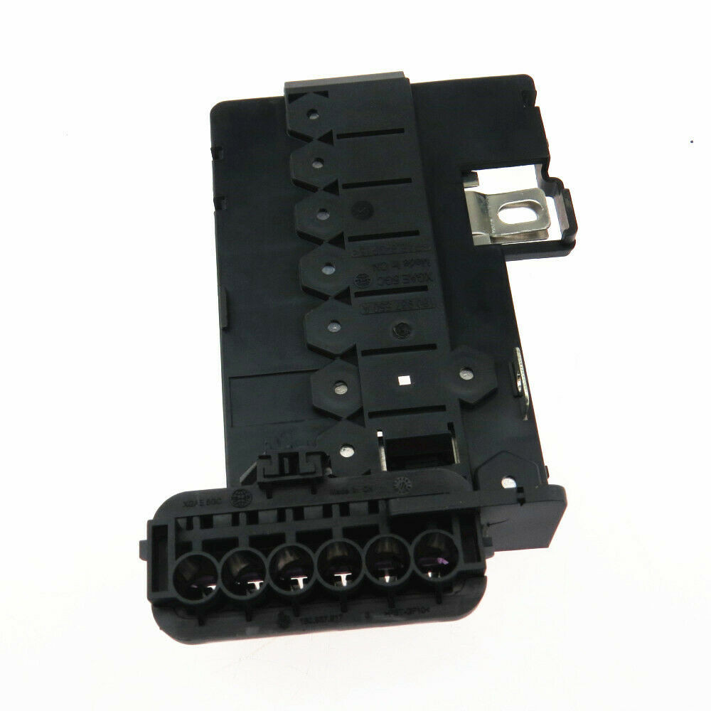 6R0937550A Battery Circuit Fuse Box For VW Bora MK6 Polo Sangtana Skoda Octavia Rapid Fabia