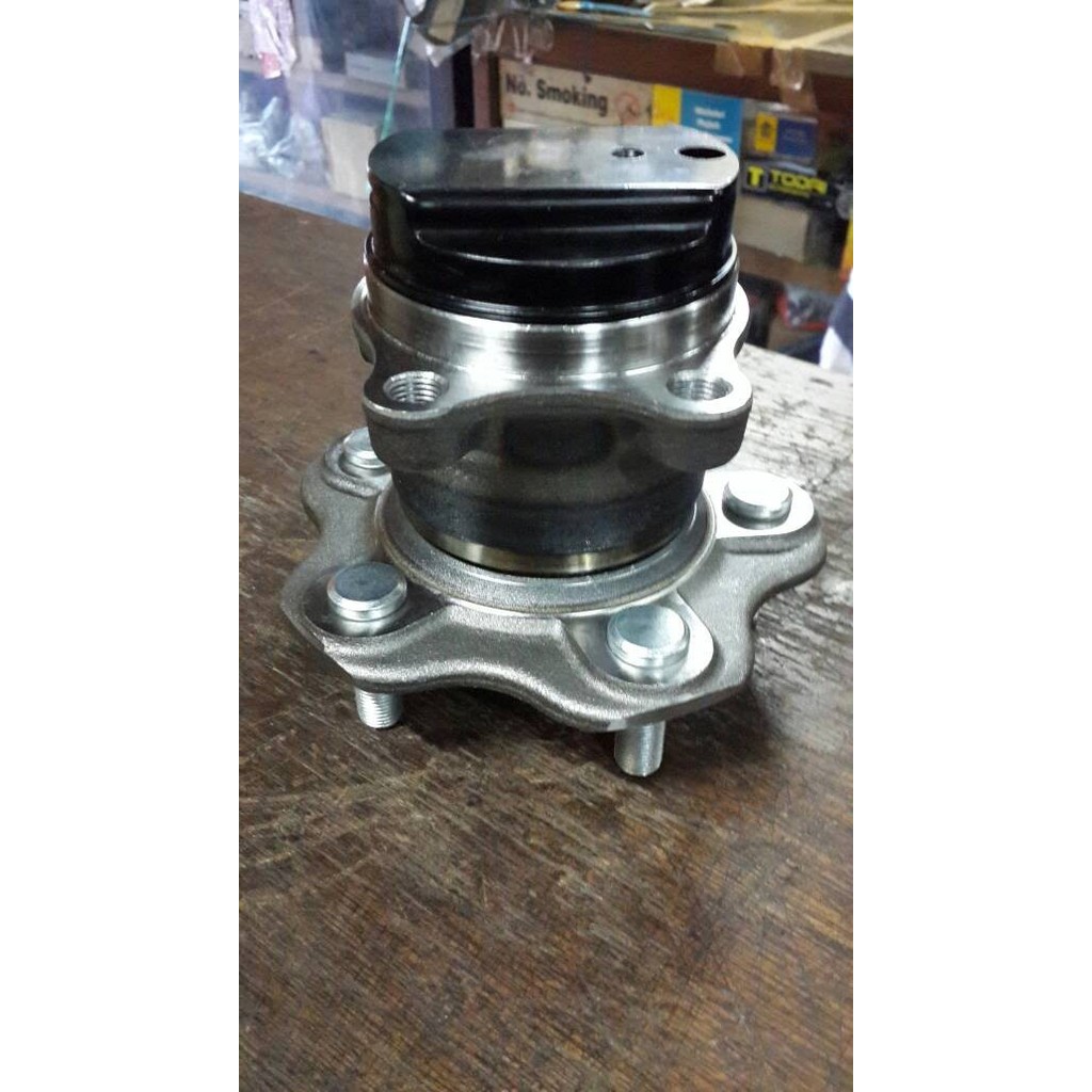 Bearing Roda Belakang Nissan Serena C26 berkualitas