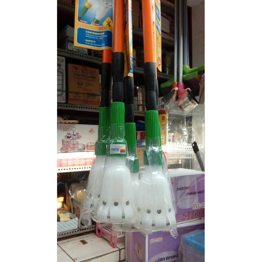 STICK / TONGKAT PASANG PENGGANTI LAMPU BOHLAM NAGATA MURAH