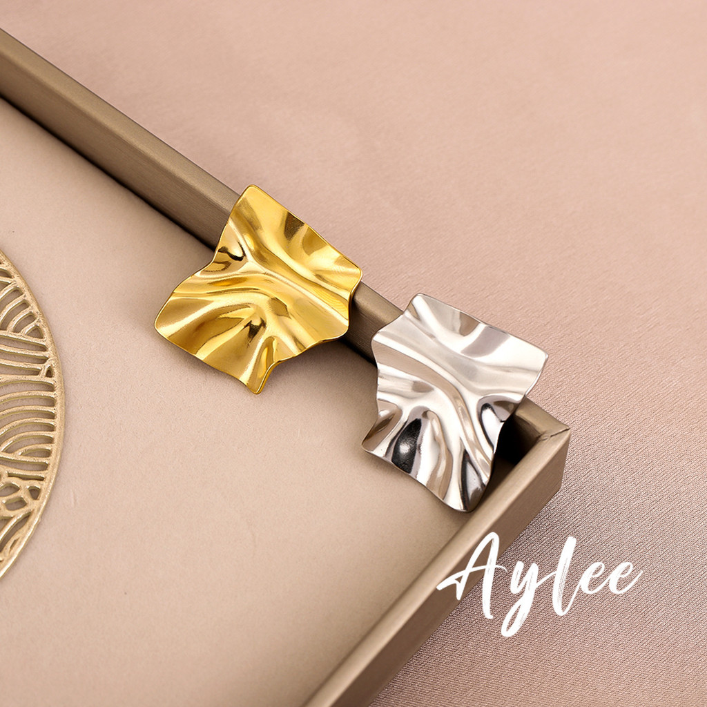 [Aylee]Anting lipit persegi emas untuk siswa perempuan anting tak beraturan dari baja titanium Y975