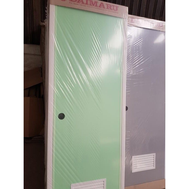Pintu PVC Hijau Merek DAIMARU Untuk Kamar Mandi / WC