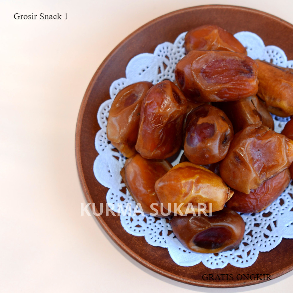 

NEW PROMO 1KG Kurma Sukari Madu PREMIUM Manis,Legit Dan kaya serat,vitamin dan nutrisi,leggit dan manis