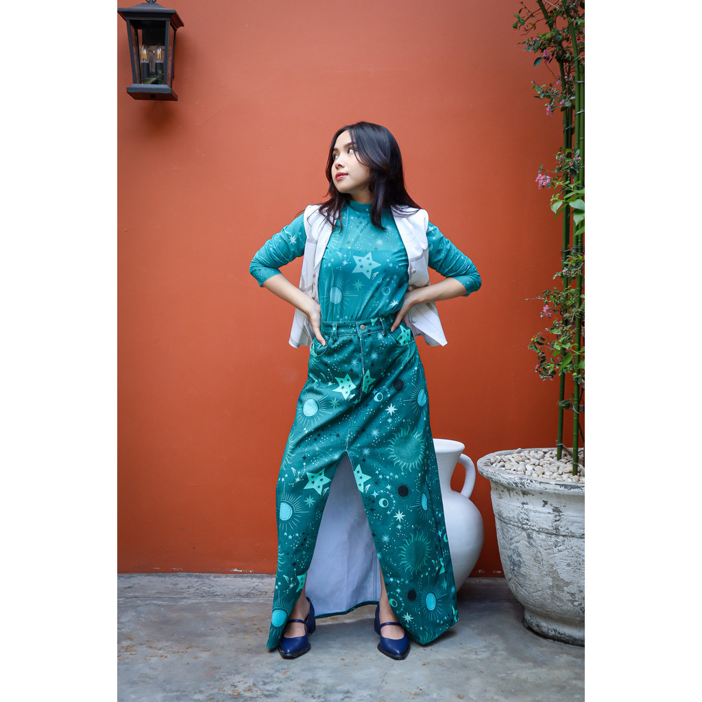 Calla The Label - Calla x Adinia Camille Denim Skirt In Green.