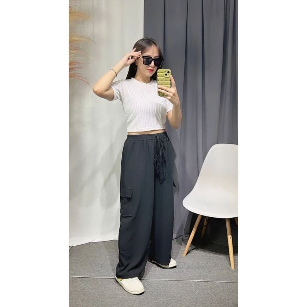 Celana Cargo Cringkle Airflow Wanita - Celana Panjang Pocket Kargo Bawahan Wanita Terlaris