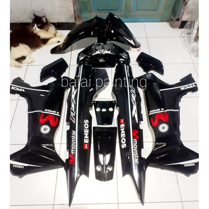 TERLARISSCOVER BODY FULLSET BODI HALUS FULL SET YAMAHA FIZR FIZ R SET STRIPING STICKER MOVISTAR WARN