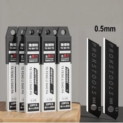

Refill Isi Ulang 10pcs Cutter Hitam Besar 18mm SK5 Refill Cutter Besar Tajam 18mm Stainless