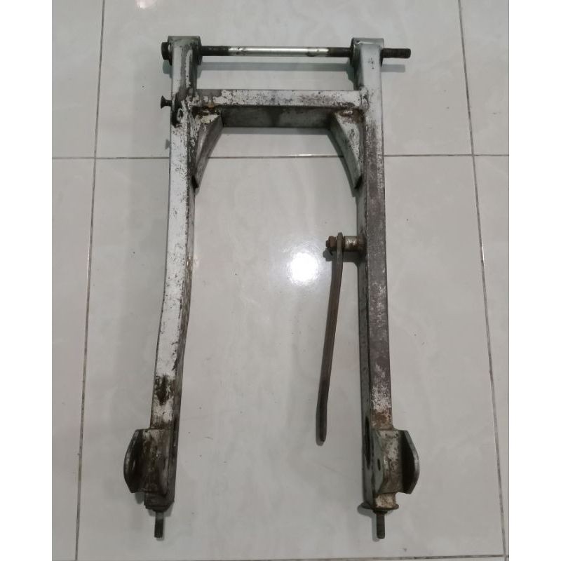 Swing Arm Lengan Ayun Supitan Suzuki Shogun 110 Shogun Kebo Original Second