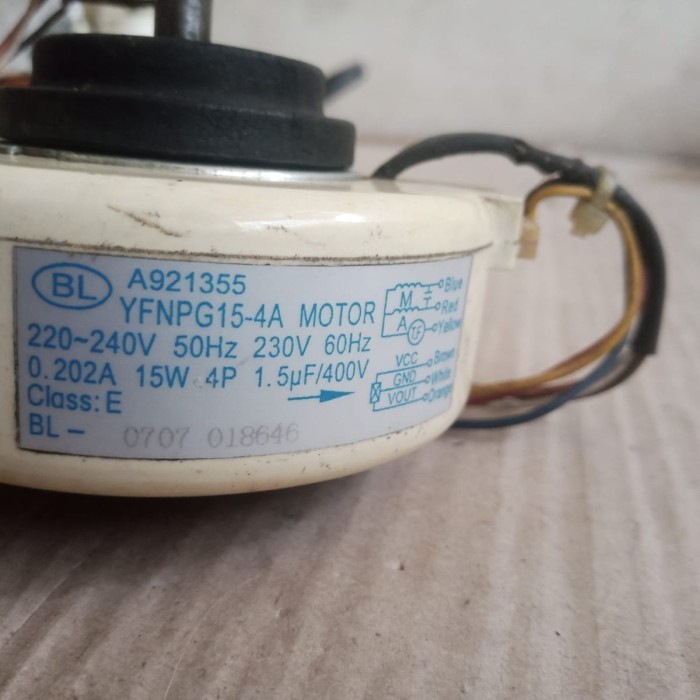 D90 Motor Fan Indoor AC Split Panasonic A921355 YFNPG15-4A MOTOR 220-240V  50Hz  230V 60Hz 0.202A 15
