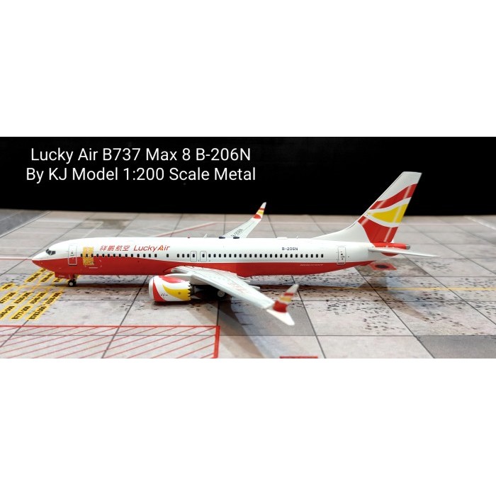 Pesawat Terbang Lucky Air B737 Max 8 B-206N  KJ Model Skala 1/200 Metal Diecast