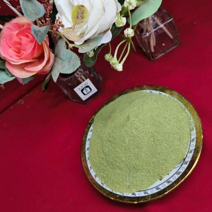 

Bubuk Daun Temulawak 1 Kg Tanaman Herbal Organik Murni Asli Bumi Indonesia