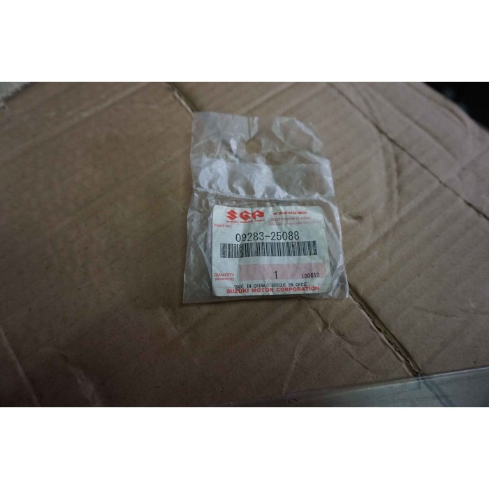 Oil Seal Oli Gearbox Transmisi Manual Suzuki Ertiga Aerio ASLI SGP PART