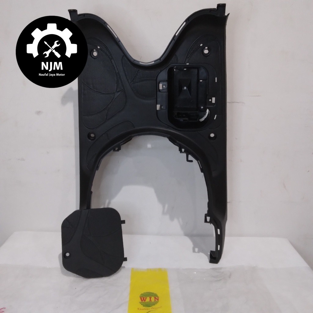 Pijakan Kaki + Tutup Aki Scoopy 110 FI 2013 2014 2015 | footrest atas WIN | bordes pijakan motor inj