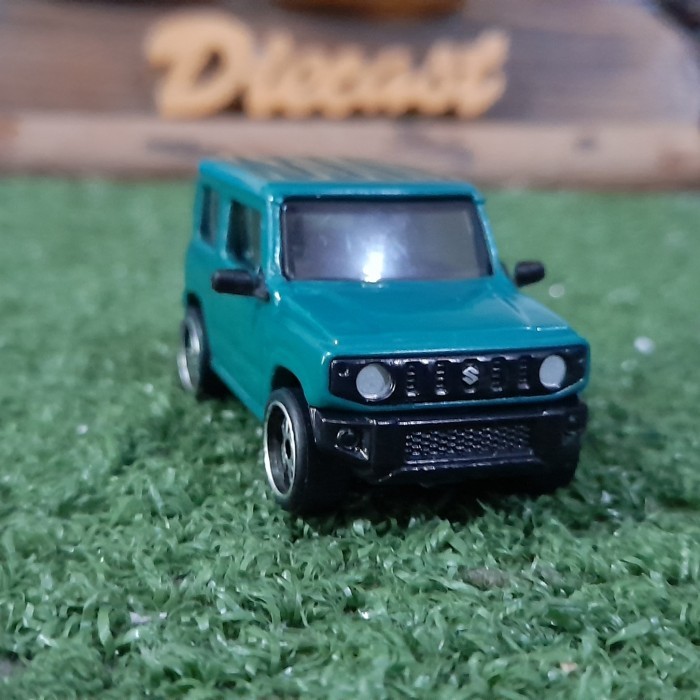 Die cast Suzuki Jimny Sierra hijau mainan anak skala 64