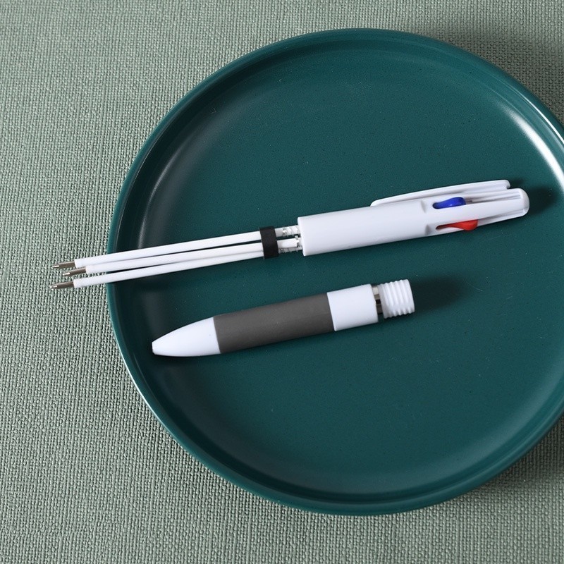 

Pulpen 3 Warna Pulpen 3 in 1 Import 818
