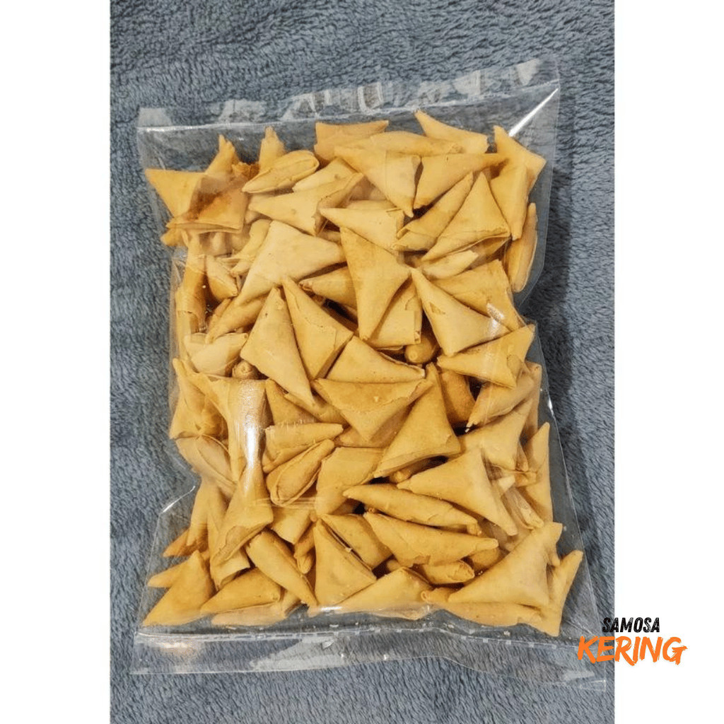 

BEST SELLER SALE SALE snack samosa isi ayam samosa abon 1kg samosa kering 1kg samosa abon samosa kering