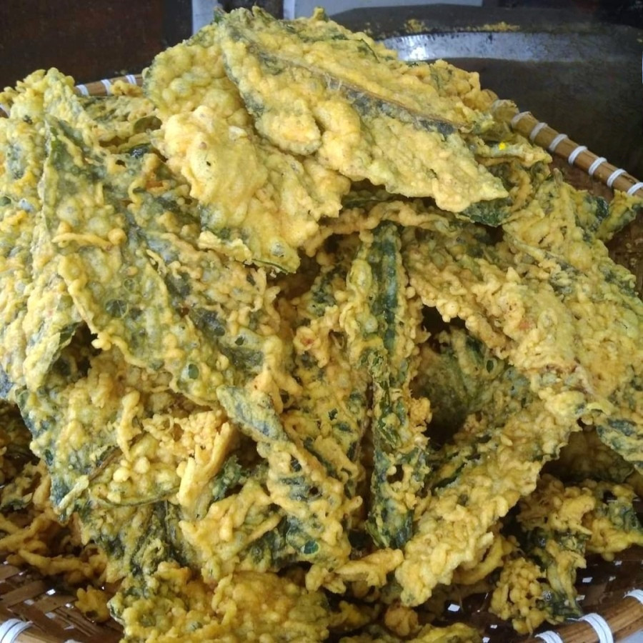 

Keripik Daun Bayam Original Gurih Renyah Lezat Berkualitas 50gr 500 gr 1kg - Gudang Cemilan