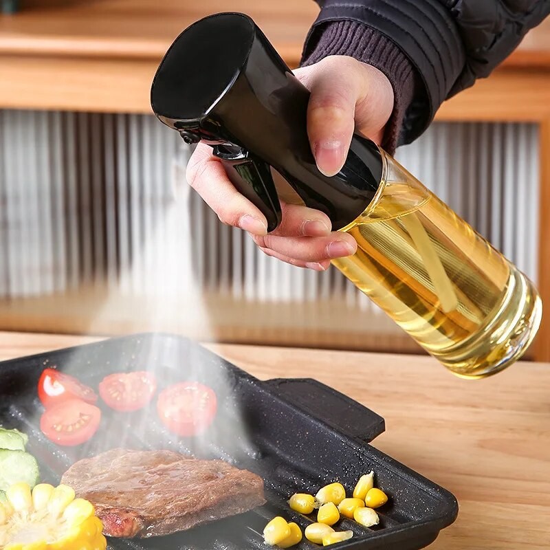 

1pc Black/White Kitchen Oil Bottle Cooking Oil Spray 200ml Pneumatic Spray Bottle Fitness Barbecue Spray Oil Dispenser
