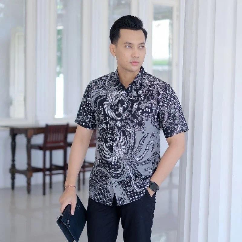 Sastro Hitam Kemeja Batik Pria Lengan Pendek Slim Fit