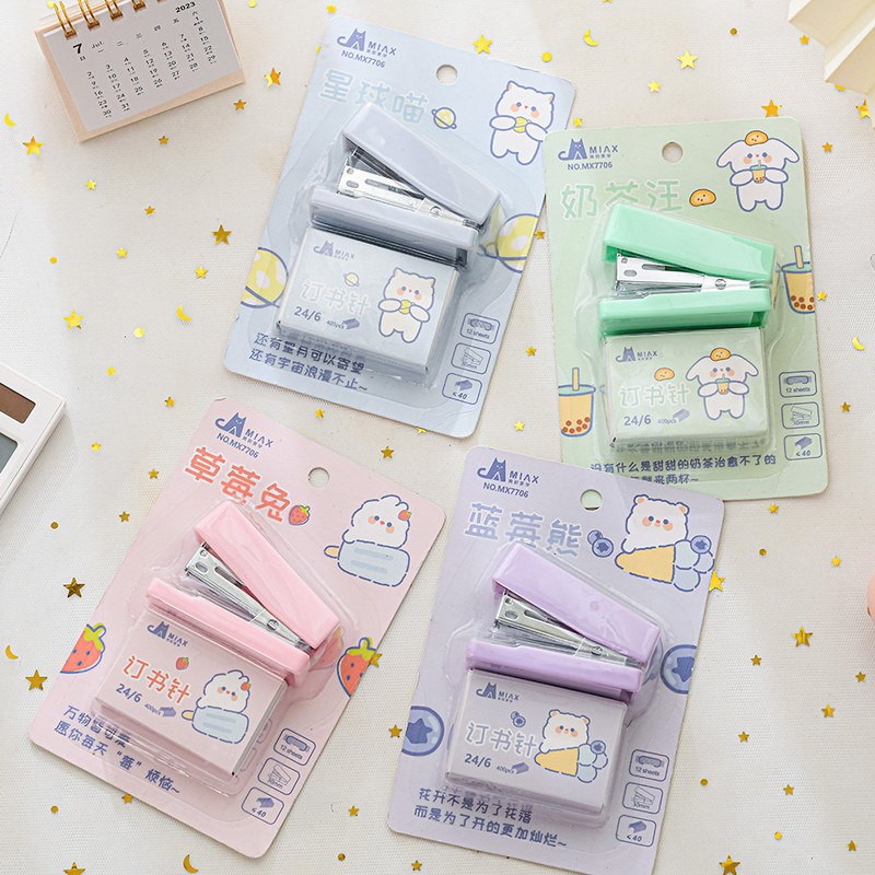 

Kawaii Cartoon Animals Mini Portable Stapler Set with 400 pcs Staples Paper Binder Stationery Office Binding Tools