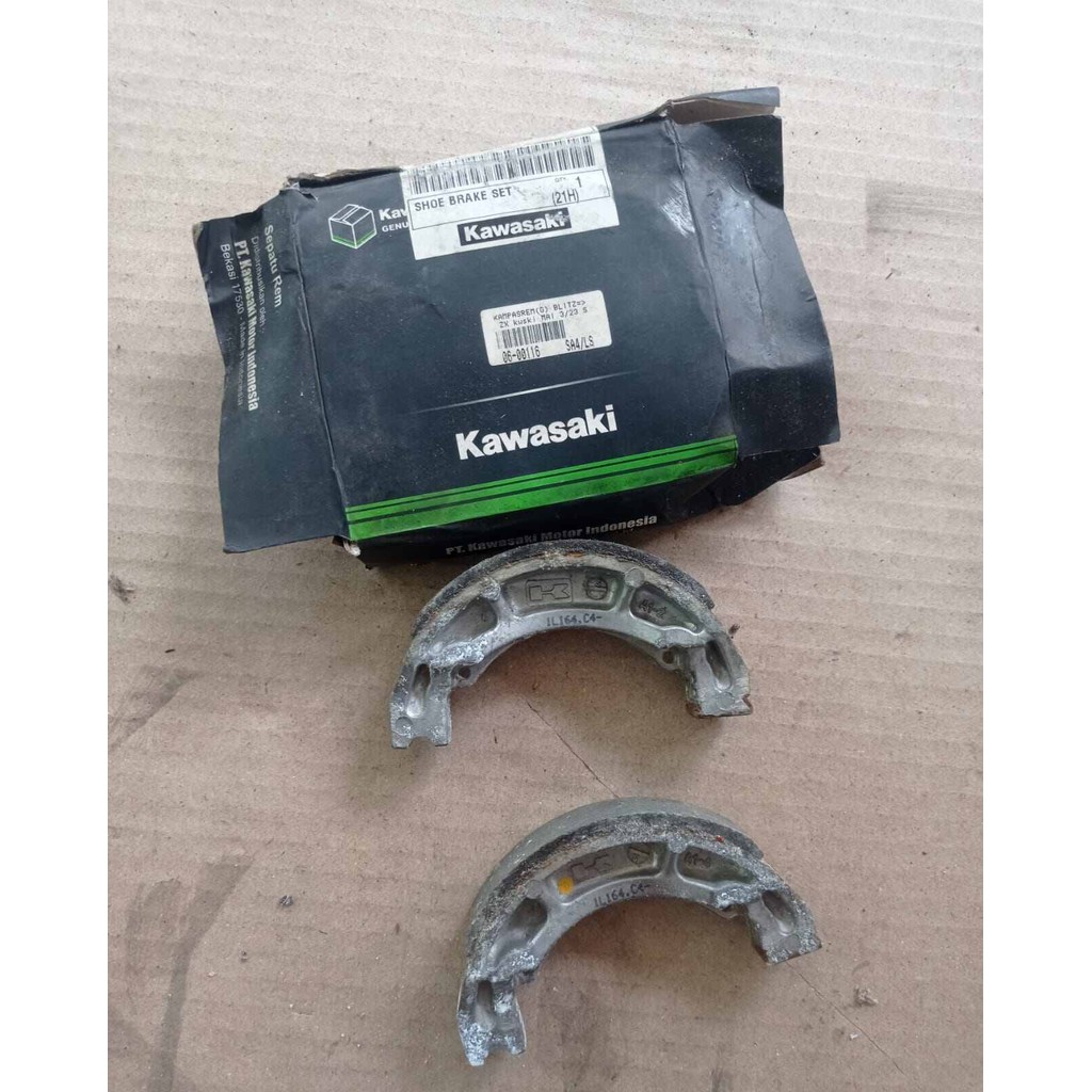 Kampas Rem Belakang Kawasaki ZX130 Original Baru