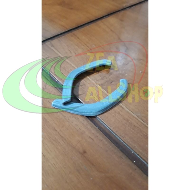 slebor depan miniatur truk canter