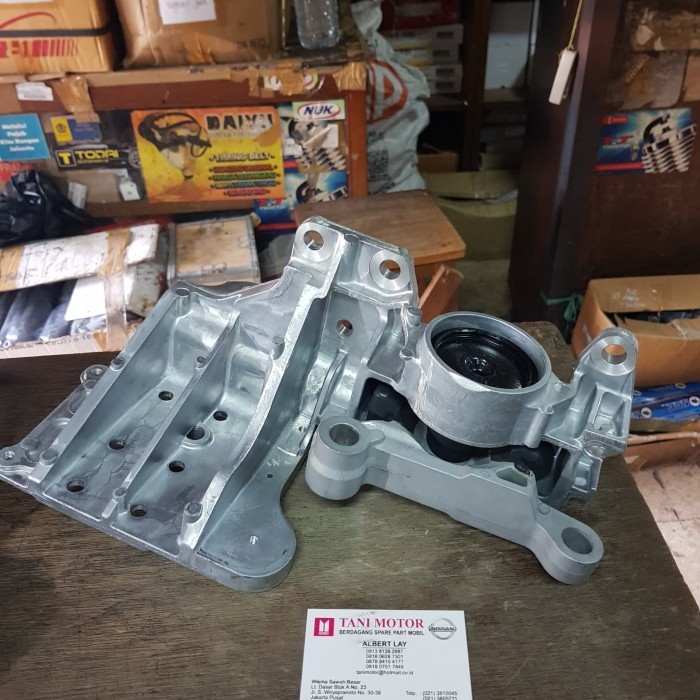 Engine Mounting Kiri Nissan Xtrail T31 2000cc berkualitas