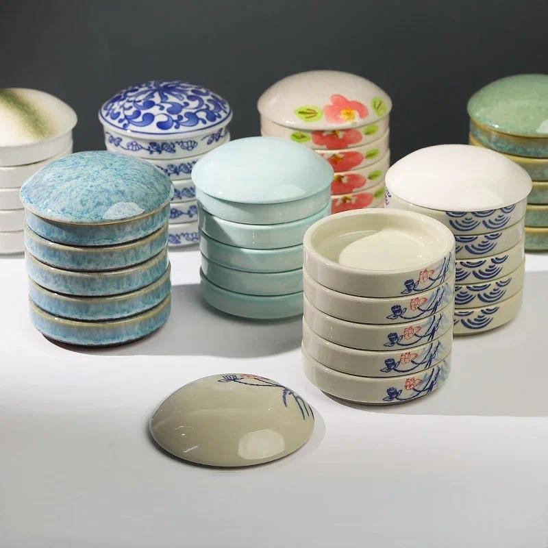

Five-layer Ceramic Palette with Cover Blue and White Porcelain Chinese Painting Pigment Ink Box Pen Wash Palette