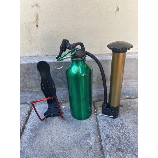 Paket Gembira Gowes(Pompa Portable+Holder Botol Minum+Botol Aluminium)