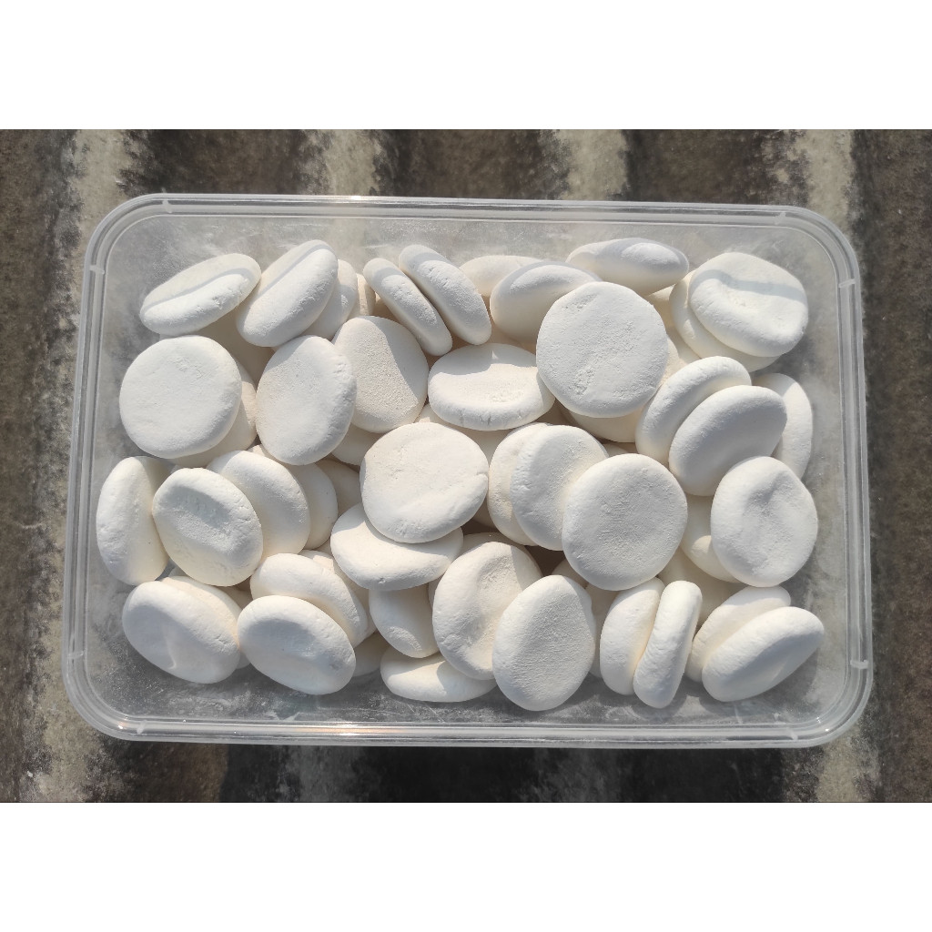 

Ragi Tape Bugis HS Premium Ketan Singkong Isi 120 Butir Ekstra Manis Harum Cepat Matang Enak Rasanya