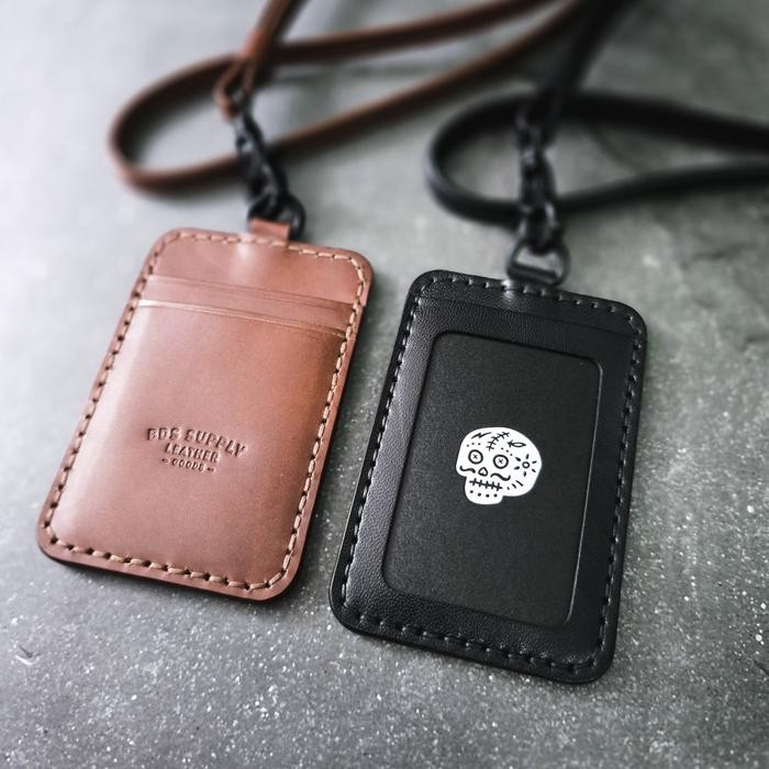

BDS CAMBRIDGE - Handcrafted leather Lanyard ID card Holder, triple slot - BLACK