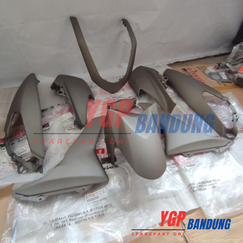 Cover full body halus set Nmax abu abu 2017-2018 original ygp