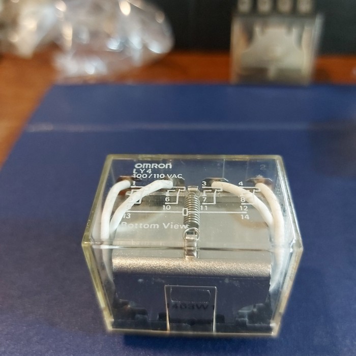 SGApart relay rellay LY4 100 /110V AC OMRON ASLI