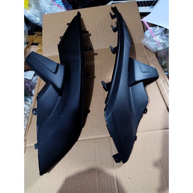 sambungan body kecil vario 110 karbu 2008 2012