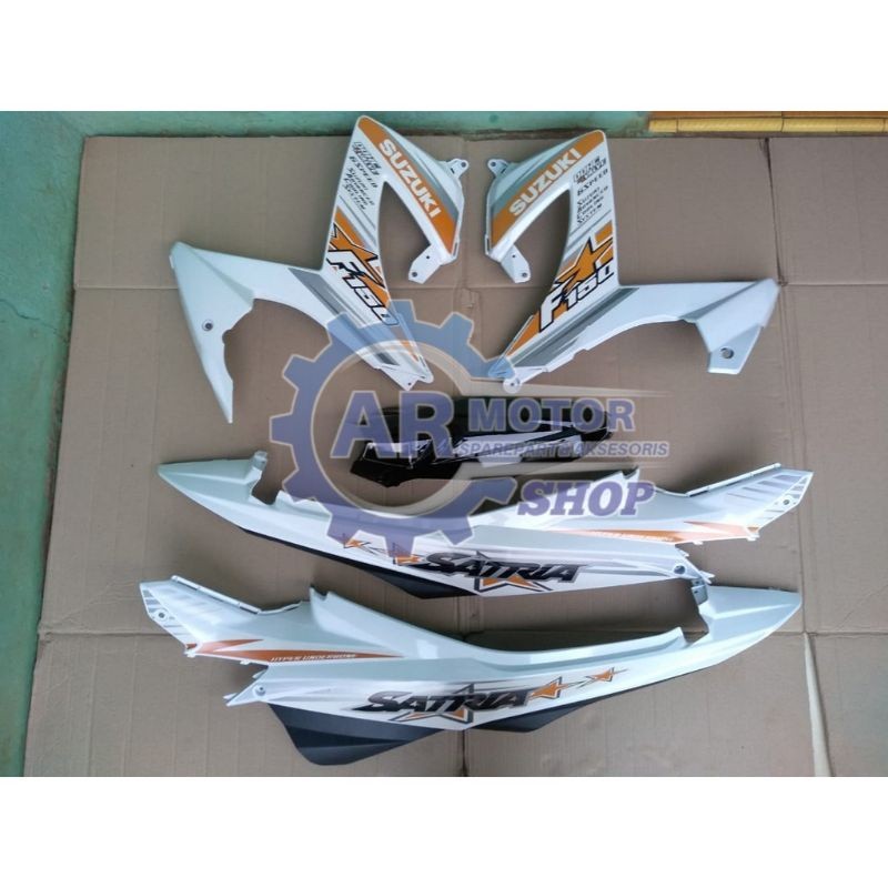 PAKETAN BODY FU FACELIFT PUTIH+STRIPING