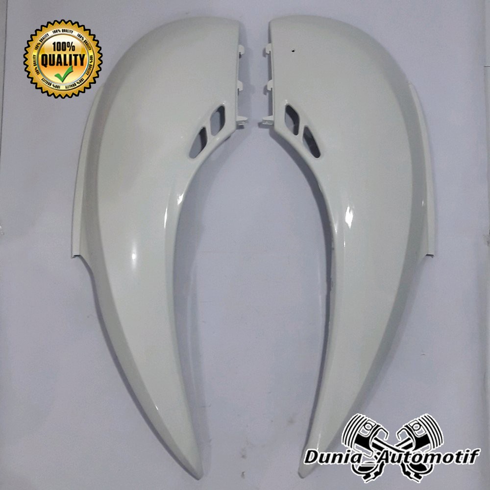 BODY SCOOPY KARBU WARNA PUTIH