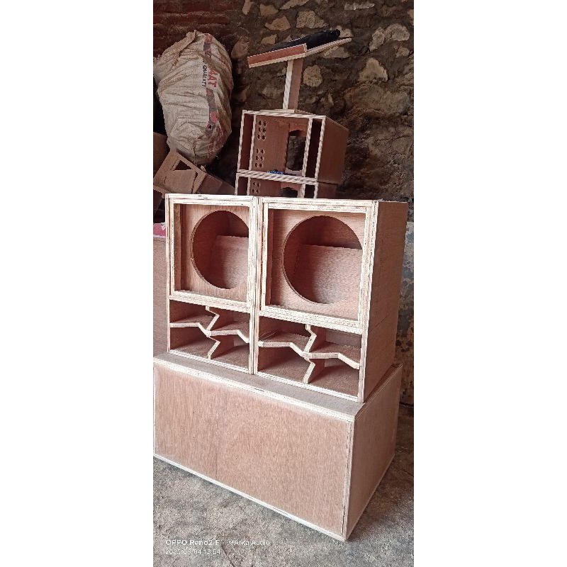 Box CBS Nogosari 10 In