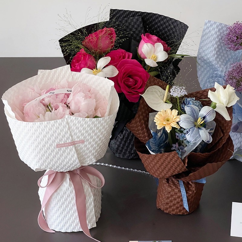 

10pcs Embossed Wrapping Paper Thickened Three-dimensional Bouquet Design Paper Circular Concave Convex Flower Packaging Paper