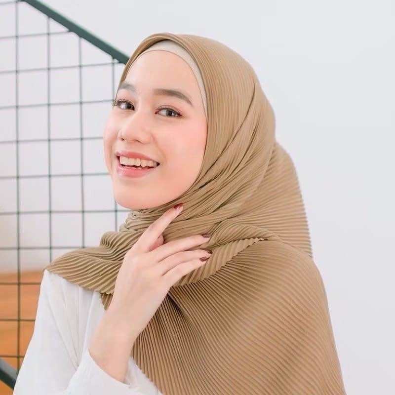 hijabinspo - Azzahra Pashmina Plisket Ceruty Premium Full Tanpa Garis Tengah Kerudung Jilbab Lidi Pa