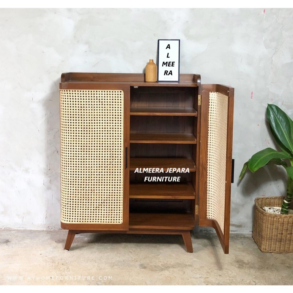 Lemari Sepatu Aesthetic Kayu Jati Mix Rotan Minimalis/Rak Sepatu Tertutup Minimalis Kayu Jati