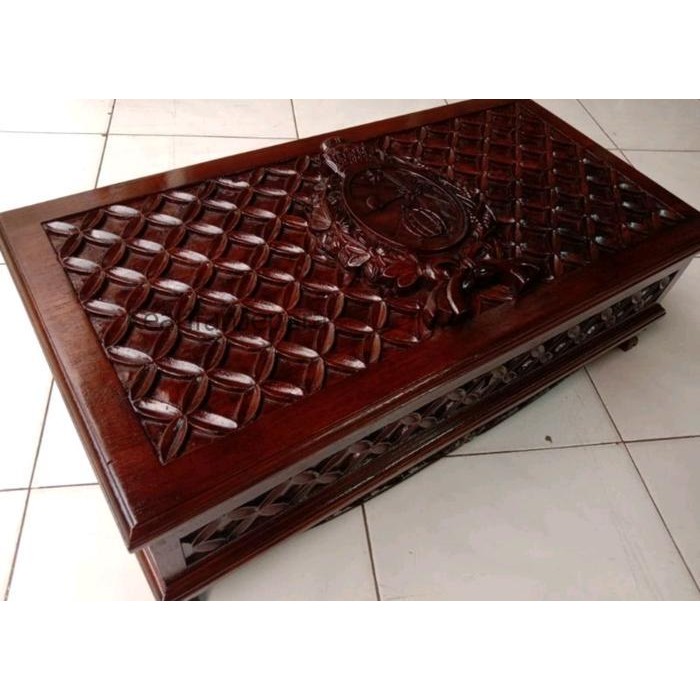 Kotak Pusaka Pusaka Kayu Jati Ukir Logo Kraton Solo