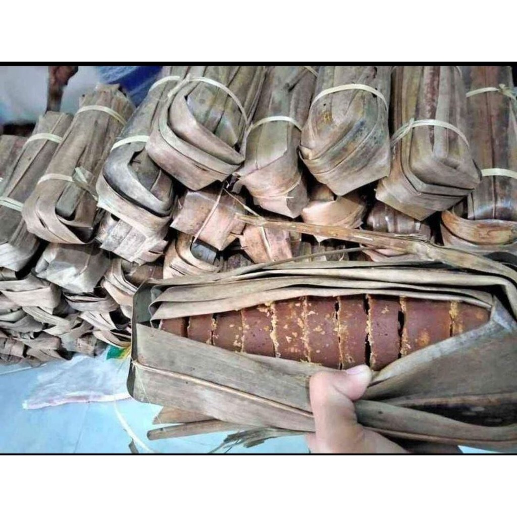 

GULA AREN ASLI BUNGKUS DAUN 1 KG