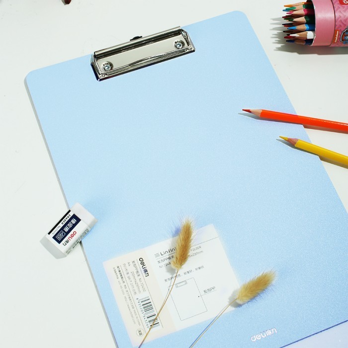 

Aksesories Terlaris~ Deli Clipboard / Papan Jalan A4 Warna Pastel PP Foam 3 Warna 72492 - Biru Muda
