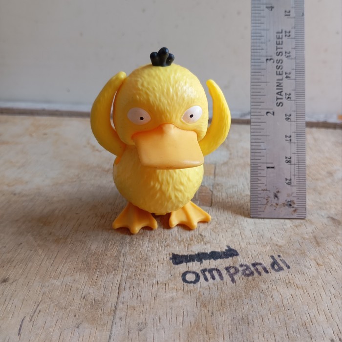 MAINAN figure anime pokemon psyduck
