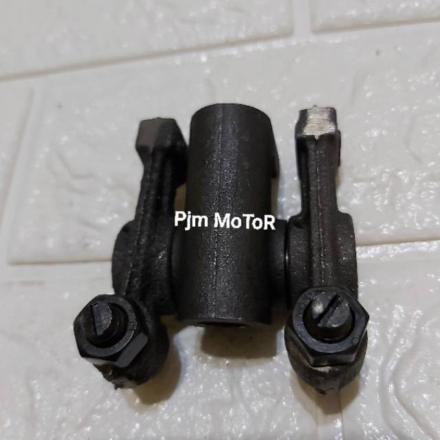 

Support rocker arm Pelatuk Klep Piano Klep Mesin R175 R180 6Pk 8Pk Dongfeng amplas