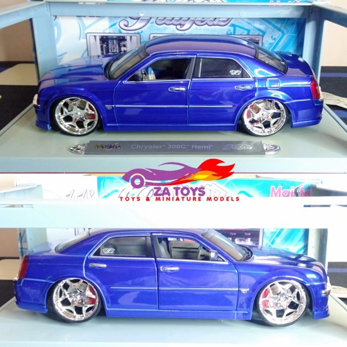 Pee99 Diecast Chrysler Hemi 300C Biru by Maisto Players Skala 1:18