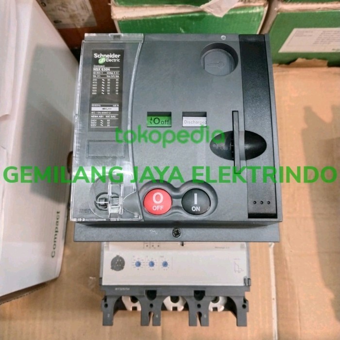 MCCB SCHNEIDER NSX400F 3P 400A + MOTORIZED ,UVT,AUX SCHNEIDER LV432876