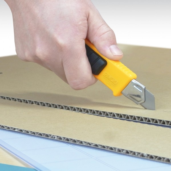 

Olfa Pisau Cutter 18mm L-2 Classic Heavy-Duty Utility Knife with Rubber Inset