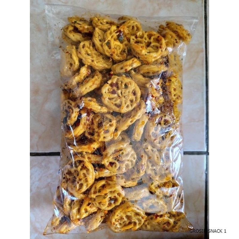 

CAMILAN VIRAL PROMO seblak kering daun jeruk kerupuk seblak rafael seblak kering 1kg seblak rafael kering seblak jaat