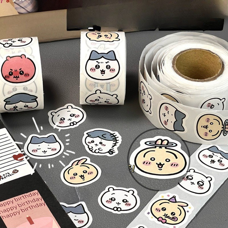 

1000PCS Kawaii Chiikawa Roll Stickers Lovely Anime Sticker Handbill Material Cute High Appearance Level Envelope Sealing Sticker